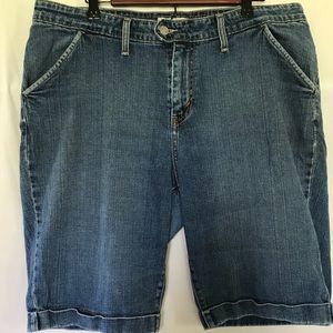 Levi’s 515 Womens Denim Shorts Jean shorts Cuffed